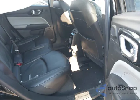 2022 Jeep Compass Limited 4X4 z USA, uszkodzony, nr VIN 3C4NJDCB9NT100731